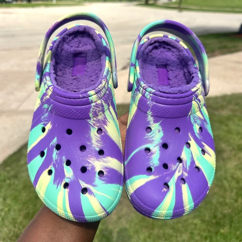 Crocs Kids' Classic Lined Marbled Tie Dye Clogs Little Kids Size J 3 Sandals